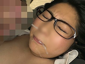 わたし、社員全員と穴兄弟になりました。正社員希望のむちむちHカップ詩織ちゃん AVメーカーで働く女子はだいたいヤれる説。　サンプル画像05